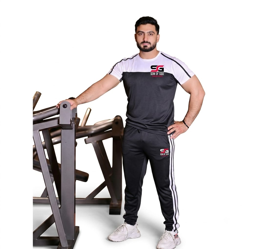 Men’s Black & White Gym Tracksuit Set – T-Shirt & Jogger